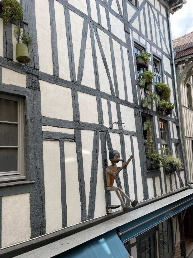 Le Charmant Paillot Hyper Centre Classe Troyes Exterior photo